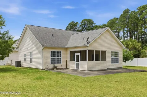 714 E Pipers Glen Shallotte NC 28470