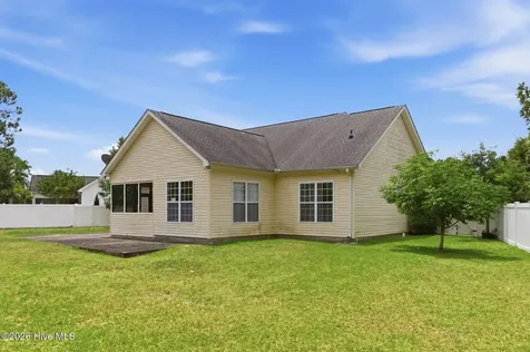 714 E Pipers Glen Shallotte NC 28470