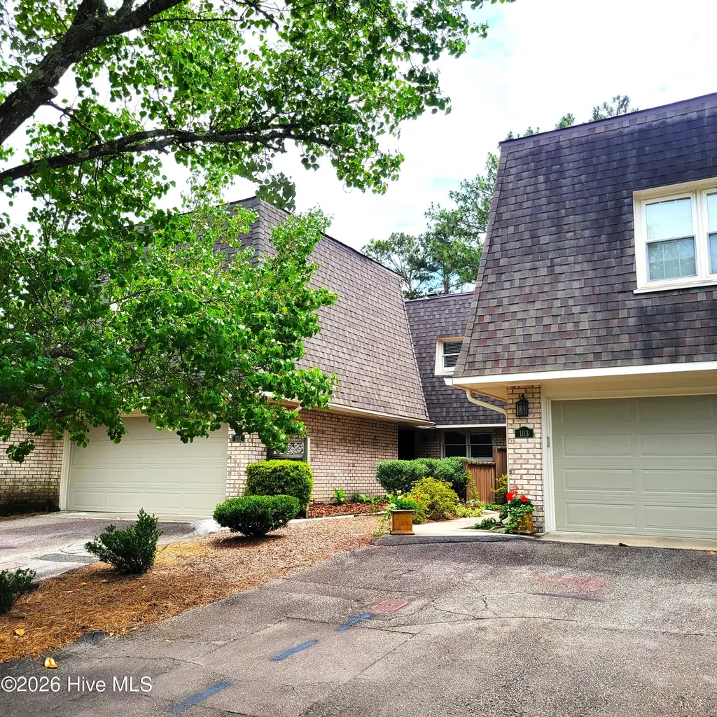102 Wimbledon Drive Pinehurst NC 28374