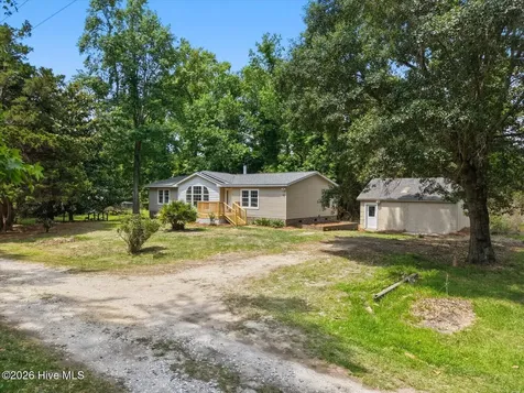 1383 Russell Road SW Shallotte NC 28470