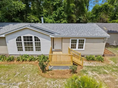 1383 Russell Road SW Shallotte NC 28470