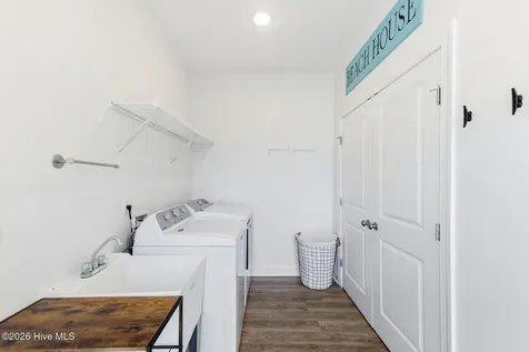 349 Grandview Drive Hampstead NC 28443