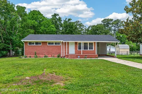 2527 Country Club Road Jacksonville NC 28546