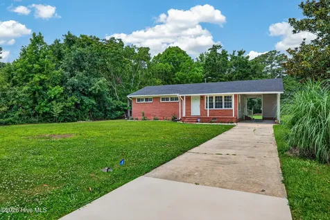 2527 Country Club Road Jacksonville NC 28546