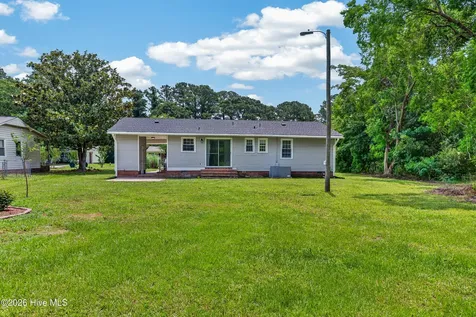 2527 Country Club Road Jacksonville NC 28546