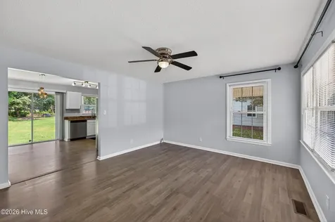 2527 Country Club Road Jacksonville NC 28546