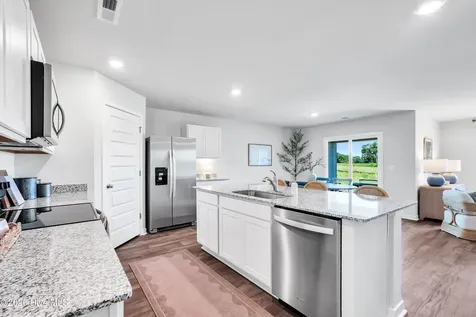 458 Driftwood Drive Richlands NC 28574