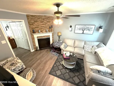 3820 E Vancroft Circle Winterville NC 28590