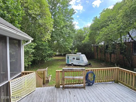 221 Pollock Street New Bern NC 28560
