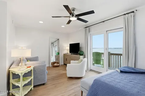 2306 Emerald Drive Emerald Isle NC 28594
