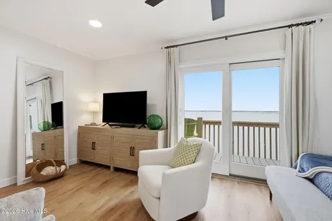 2306 Emerald Drive Emerald Isle NC 28594
