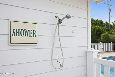 2306 Emerald Drive Emerald Isle NC 28594