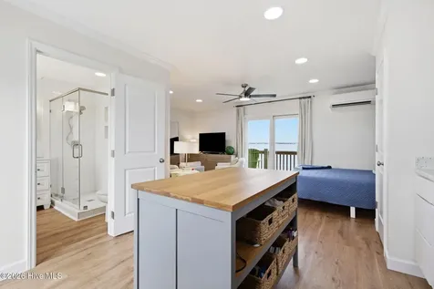 2306 Emerald Drive Emerald Isle NC 28594