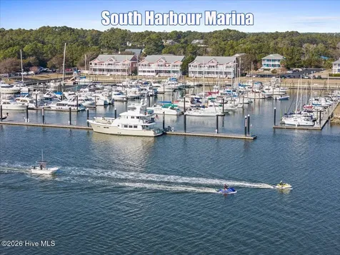 5136 Elton Drive SE Southport NC 28461