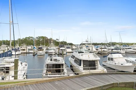 5136 Elton Drive SE Southport NC 28461