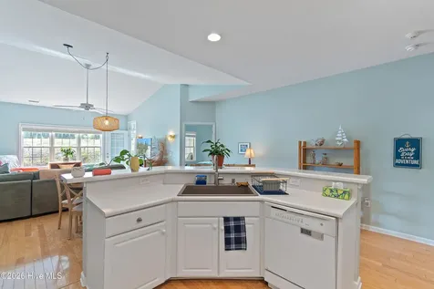 5136 Elton Drive SE Southport NC 28461