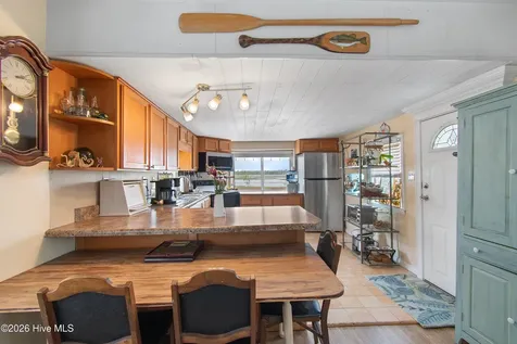 7701 E Yacht Drive Oak Island NC 28465