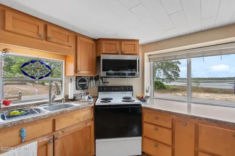 7701 E Yacht Drive Oak Island NC 28465