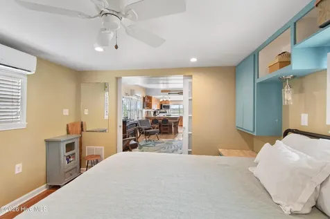 7701 E Yacht Drive Oak Island NC 28465