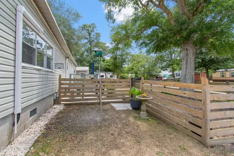 7701 E Yacht Drive Oak Island NC 28465