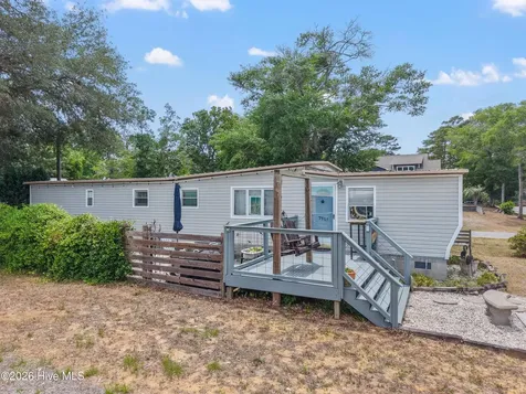 7701 E Yacht Drive Oak Island NC 28465