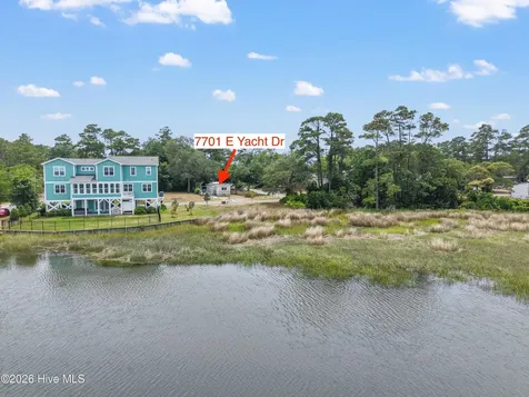 7701 E Yacht Drive Oak Island NC 28465