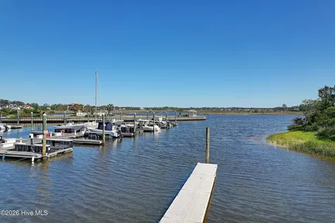 7701 E Yacht Drive Oak Island NC 28465