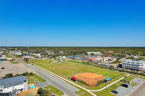 7701 E Yacht Drive Oak Island NC 28465