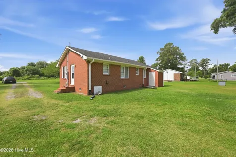 3236 Grainger Station Road Kinston NC 28501