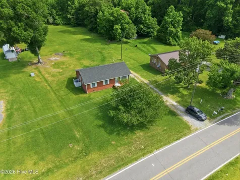 3236 Grainger Station Road Kinston NC 28501