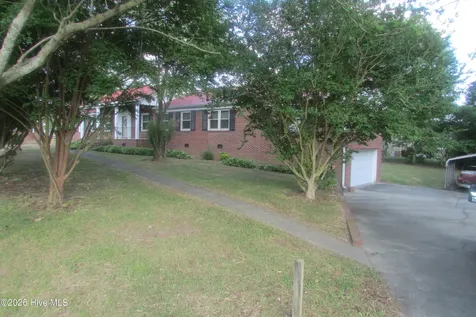 1102 Isaac Weeks Road Clinton NC 28328