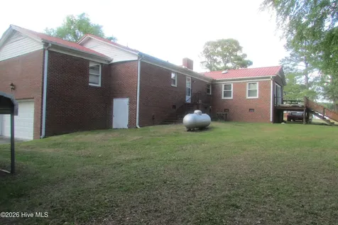 1102 Isaac Weeks Road Clinton NC 28328