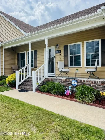 120 Laurel Woods Boulevard Currituck NC 27929