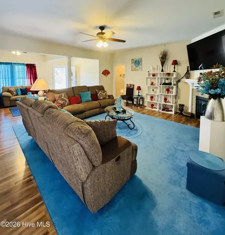 120 Laurel Woods Boulevard Currituck NC 27929