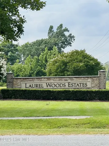 120 Laurel Woods Boulevard Currituck NC 27929