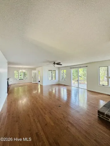 186 E Camp Perry Road Hertford NC 27944