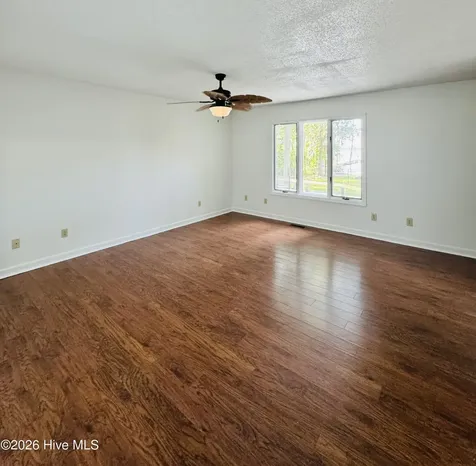 186 E Camp Perry Road Hertford NC 27944