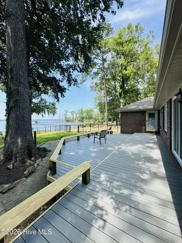 186 E Camp Perry Road Hertford NC 27944