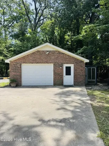 186 E Camp Perry Road Hertford NC 27944