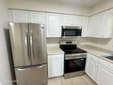 438 Sausalito Drive Wilmington NC 28412