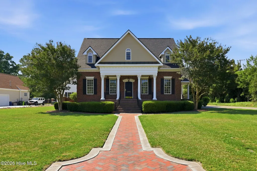 3295 Daniel Drive Farmville NC 27828