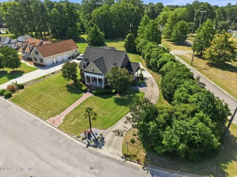3295 Daniel Drive Farmville NC 27828