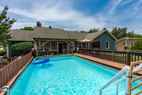 191 Cedar Lane Newport NC 28570