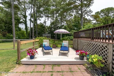 191 Cedar Lane Newport NC 28570