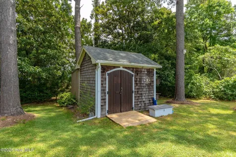 191 Cedar Lane Newport NC 28570