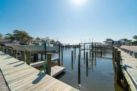 191 Cedar Lane Newport NC 28570