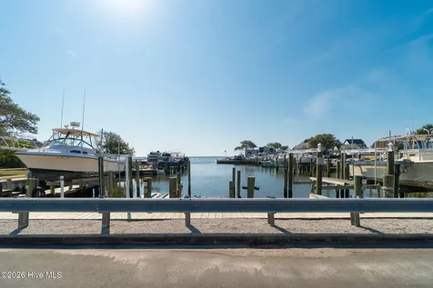 191 Cedar Lane Newport NC 28570