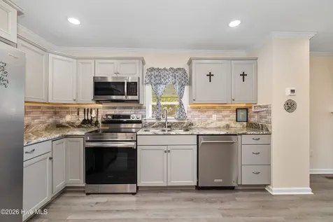 803 Maple Street Elizabeth City NC 27909