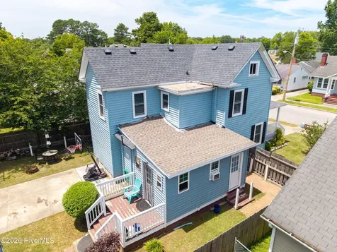 803 Maple Street Elizabeth City NC 27909