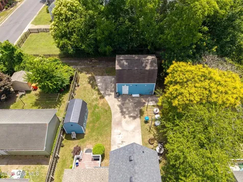 803 Maple Street Elizabeth City NC 27909